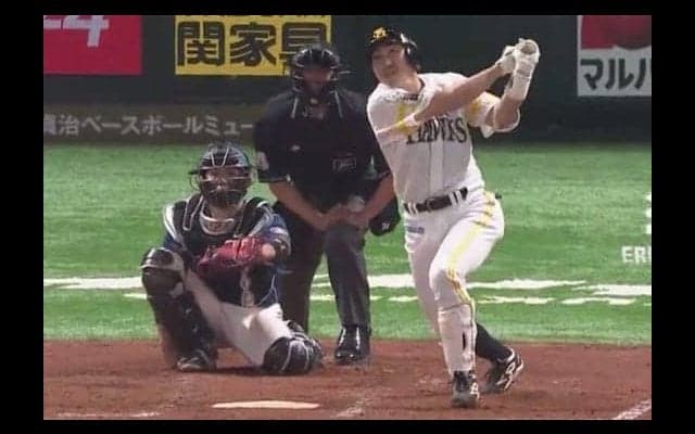 ソフトバンク内川、通算2001安打目はソロ本塁打　4回に3号ソロを右中間へ