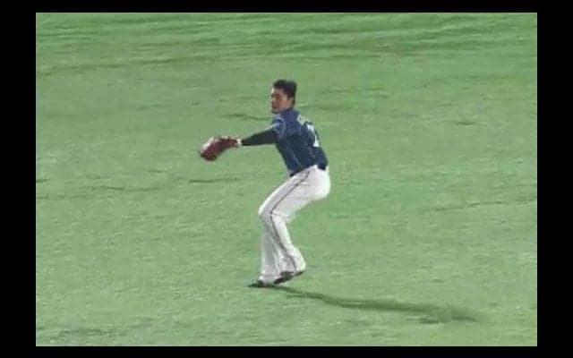 日本ハム6発飛び交う空中戦制す　延長11回にレアード決勝弾　鷹は田中が初黒星