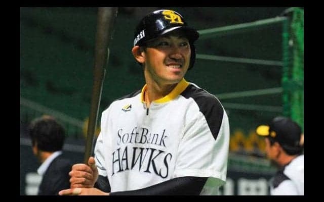 ホークス内川、猛打賞と3打点でお立ち台「3本目が打ててうれしかった」