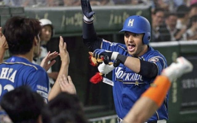 「東京ドーム大好き！」北海道日本ハム・レアードが試合を決める一発を放つ！