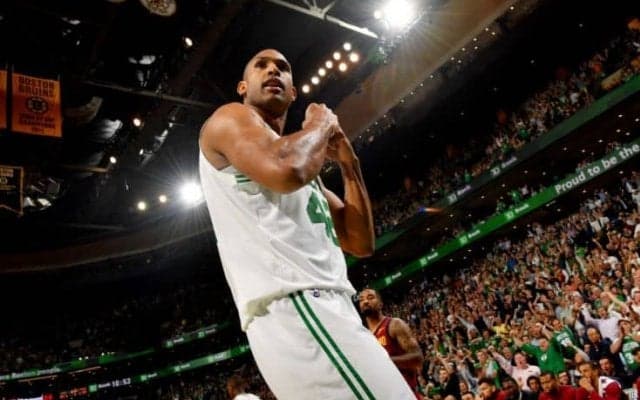 キャブズ相手にセルティックス連勝、難攻不落のTDガーデンでプレーオフ9戦全勝