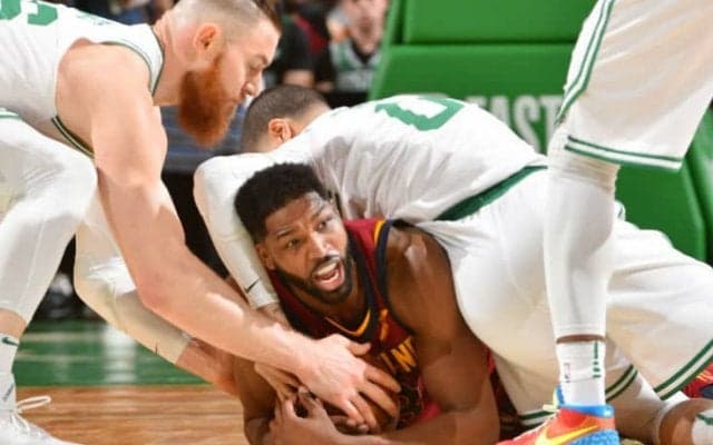 守備の改善を訴えるトリスタン・トンプソン「相手を抑えられなければ勝てない」