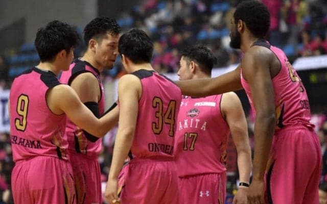 第3クォーターにギアを上げた秋田ノーザンハピネッツ、全員バスケで福岡に快勝