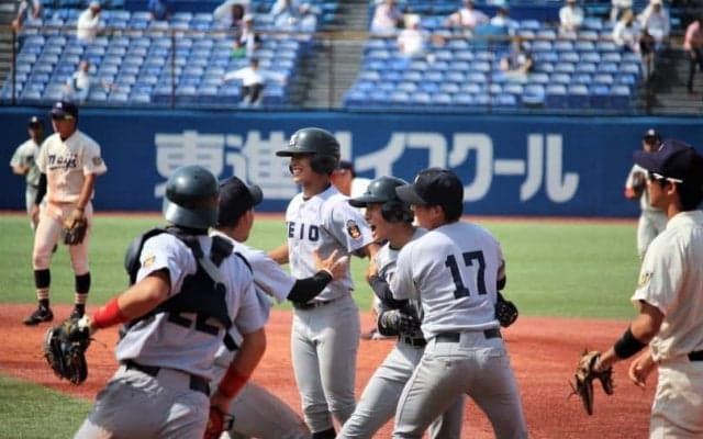 激戦の末に1年生渡部がサヨナラ打！慶大が明大との天王山を制す！【東京六大学野球】