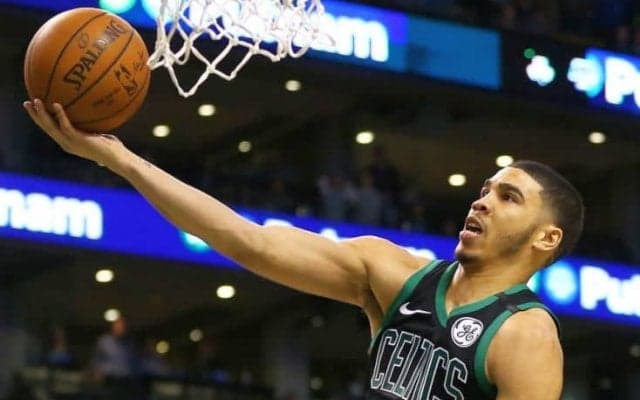 NBAオールルーキーチーム発表、シモンズとミッチェルは満場一致の100票を集める