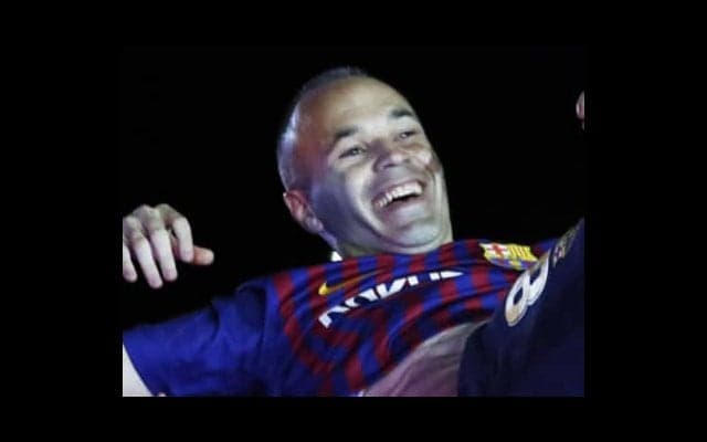 イニエスタがいなければ…。魔法使いが神戸に去ったバルセロナの寂寞