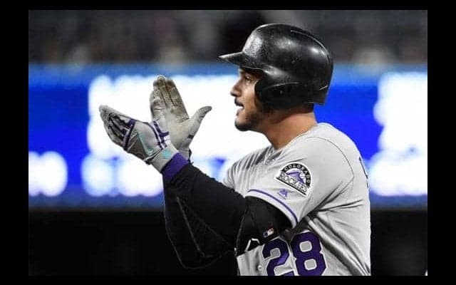 【MLB】NO1三塁手アレナドがハイチュウに“謝罪”!?　ファンは…「結婚しちゃいな！」