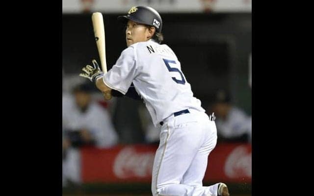 オリックスが4点差を覆す！西野が走者一掃タイムリー！