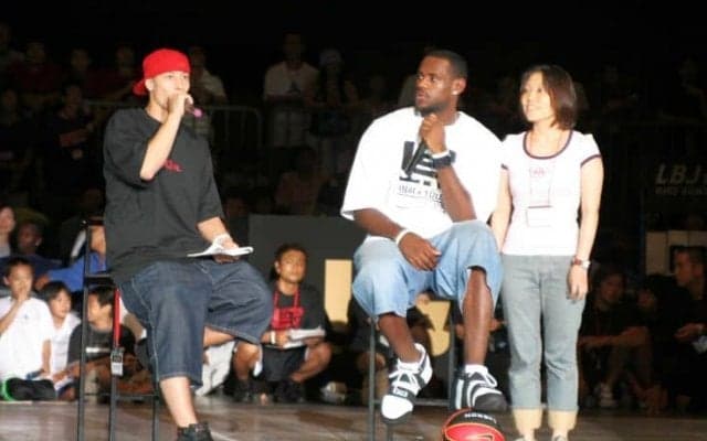 横浜アリーナはバスケとは縁遠い？　あの夏のレブロン・ジェームズを思い出せ！