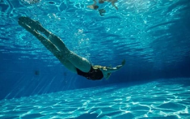 水の中で身体を動かす４大メリットは？