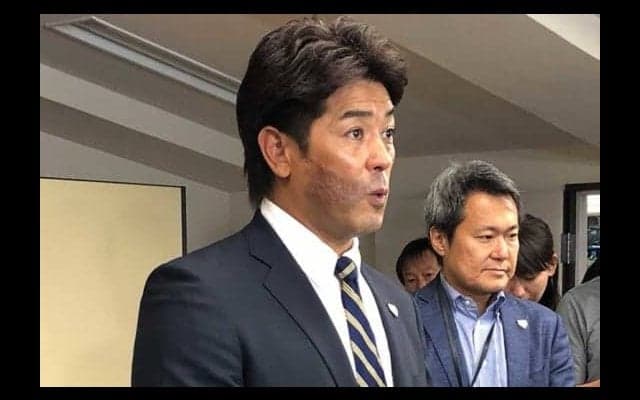 侍・稲葉監督が神宮視察　ロッテ中村を高評価「二塁で順調に来ている」