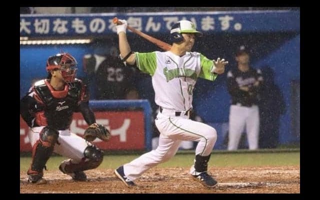 ヤクルト、バレの決勝弾で快勝　西浦4号＆雄平は適時三塁打、中尾が4勝目