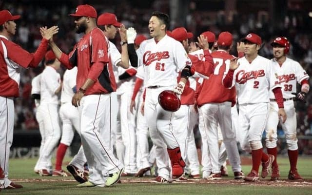 劇的サヨナラ勝ち！広島東洋・堂林が急遽の1軍昇格から追撃タイムリー！