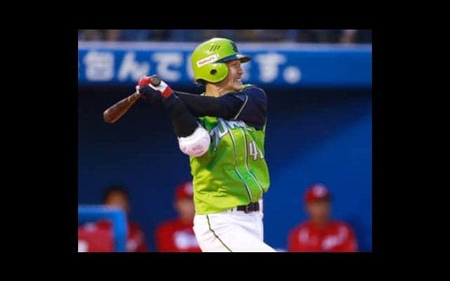 ヤクルトに献身する坂口智隆。バレンティンも「グッチとは通じ合う」