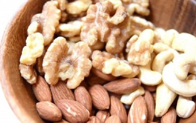 ナッツ類は万能おやつの代表