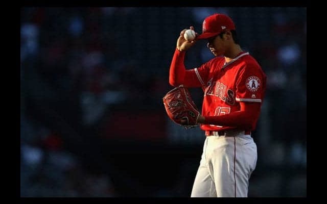 【MLB】右手中指マメの大谷、無念の降板も…守備力に感嘆の声「お手本のような動き」