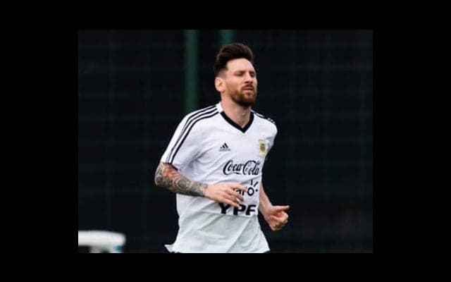 アルゼンチン代表がＷ杯前にトホホ状態。イスラエル戦中止で大騒ぎ　