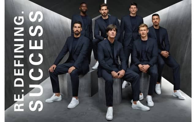 サッカードイツ代表着用モデルのセットアップ、ヒューゴ ボスが限定店舗で先行発売