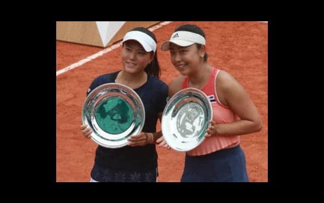 「勝ってチューしたかった」穂積・二宮ペアが全仏準Ｖで手にしたもの