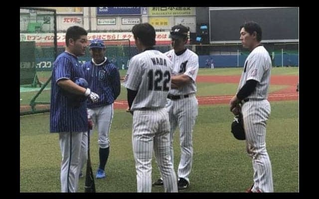 ロッテのルーキー安田＆和田、筒香の打撃練習を見学「刺激になってくれれば」