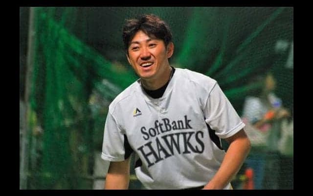 ソフトバンク内川が復帰即本塁打　2軍戦に出場、2打席目で一発