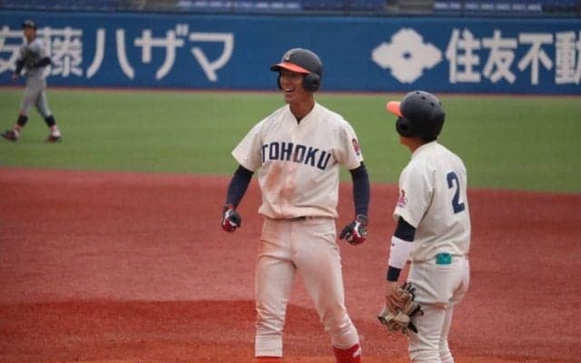 大塚光二監督の采配ズバリ「短期決戦には必ず….」 東北福祉大が慶大破り決勝進出【全日本大学野球選手権】