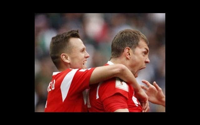 開幕戦サウジの大敗にみる、４年前の日本vsコロンビア戦との類似性