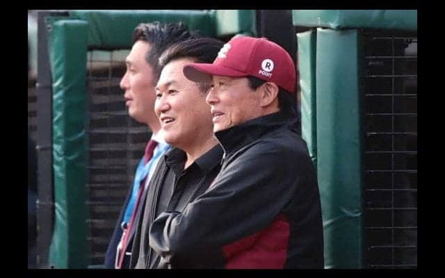 楽天・梨田監督辞任　昨年後半の失速を改善できなかった編成・補強にも問題？