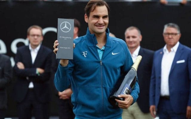 [最新ATPランキング]フェデラーが1位に返り咲き、錦織は大会出場なく27位に