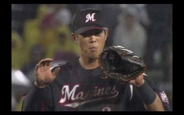 ロッテ中村が魅せた“スライディンググラブトス”　チームの勝利呼び寄せる