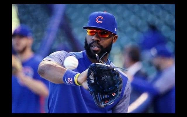 【MLB】カブス右翼手が見せた美しきレーザービーム　捕手は鼻血も構わず大興奮