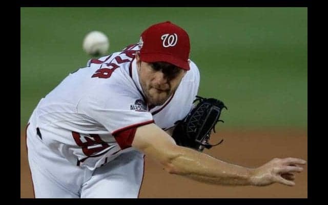 【MLB】最強右腕シャーザーが“オジサン”のような投げ方で…衝撃の大暴投「彼も人間」