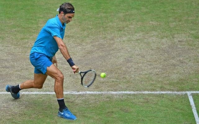 フェデラーが手こずりながらもストレートで準決勝進出[男子テニスATPワールドツアー500 ハレ]