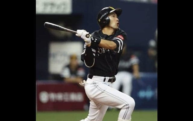 雨のちギータ！福岡ソフトバンク・柳田が2塁打2本＆決勝弾！