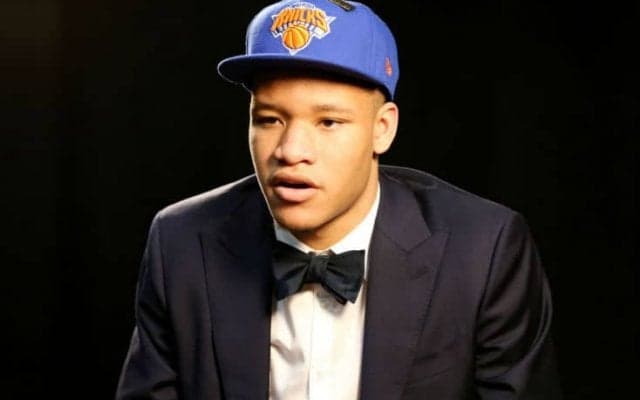 『ニューヨーク流の歓迎』、ニックスに指名されたケビン・ノックスにブーイング