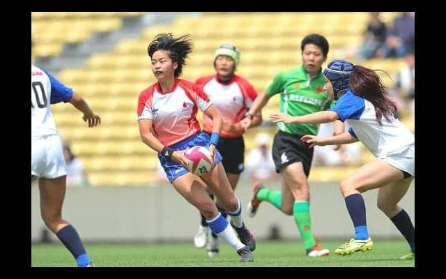  慶應義塾大学、青木蘭。秩父宮ラグビー場で歴史を刻み、笑顔の花咲かせる。
 