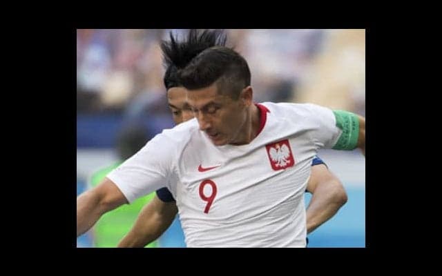 自虐キャラになったレバンドフスキ。吉田麻也も「怖さはなかった」