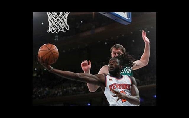 アフリカ→日本→NBAと歩んだ男が、「レフェリー殴打事件」に思うこと