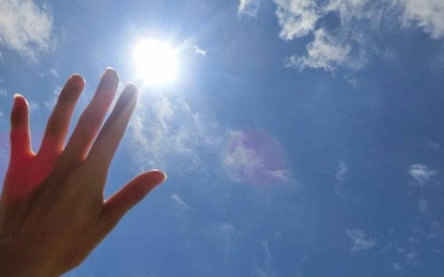 梅雨→猛暑の変化で身体に痛みが出る人、出ない人と対策　～人間の身体はポテチ袋と同じ？～