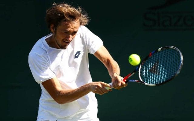 メドベージェフがチョリッチとの若手対決の1回戦を制す[ウィンブルドン]