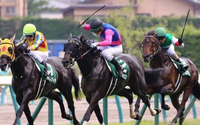 【福島11R/ラジオNIKKEI賞】メイショウテッコンが先行抜け出しで重賞初制覇！