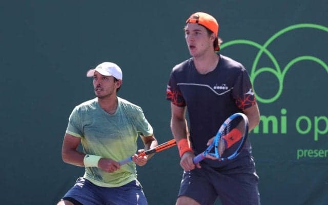 マクラクラン／ストルフがストレート勝利、ダブルスでベスト8進出[ウィンブルドン]