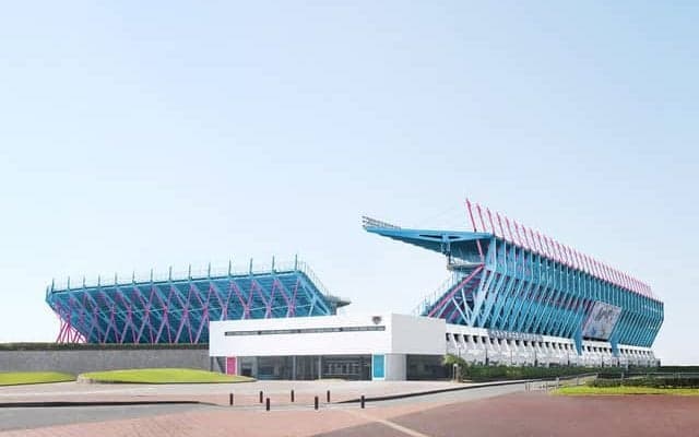 サガン鳥栖ホームスタジアムのリニューアルデザイン発表…チームカラーが折り重なる配色を採用