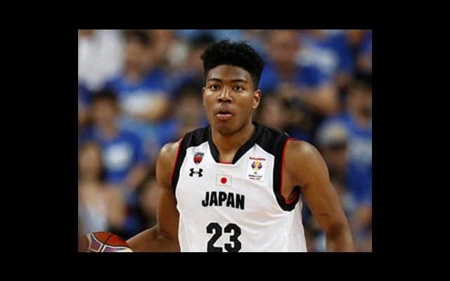 「虎」になった20歳。八村塁が日本男子バスケを変えていく