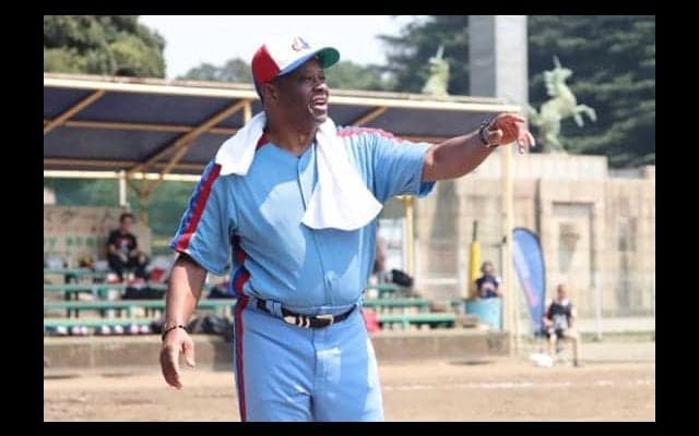 元巨人のクロマティ“監督”が初陣飾る　「選手が楽しんでくれるのが一番」