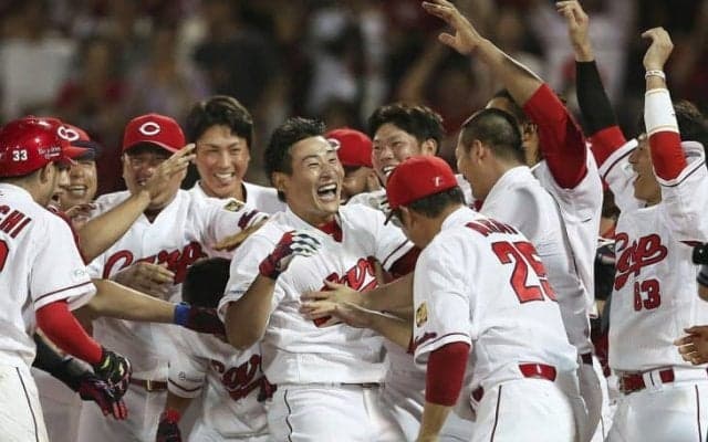 激戦に終止符を打つ劇的弾！広島東洋・下水流の一発でゲーム差「6」！