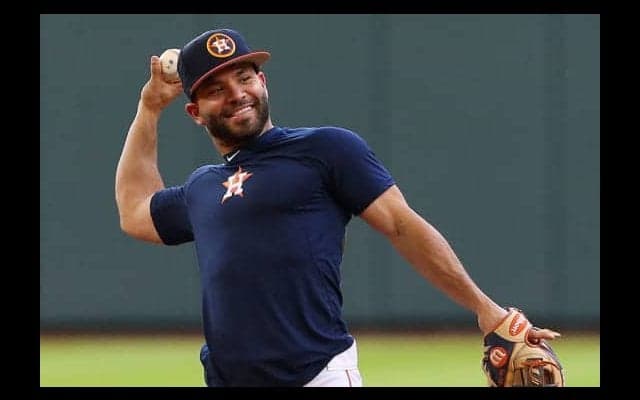 【MLB】MVP男アルトゥーベ、二塁上で大谷翔平と話した内容は…「挨拶程度だよ」