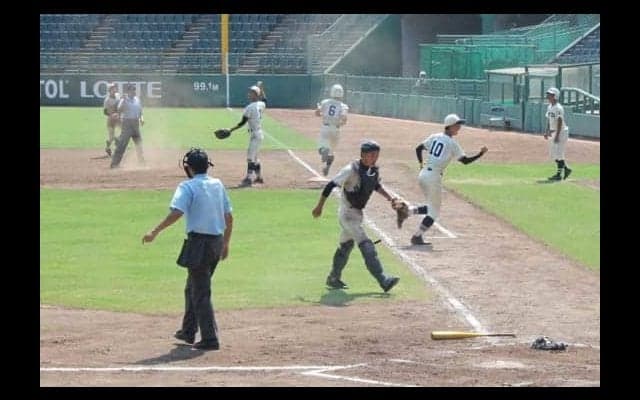 【高校野球】報徳、接戦を制しベスト4　ドラ1候補・小園は完敗認める「フォークが凄すぎた」