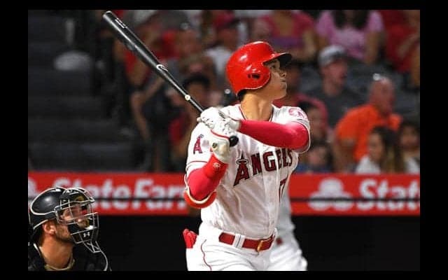 【MLB】大谷翔平、8号ソロ！　第2打席でセンターへ特大の一発
