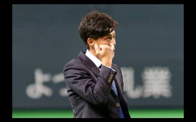 日本ハムからロッテへトレードの岡が涙の挨拶　「思い切りぶつかって戦いたい」